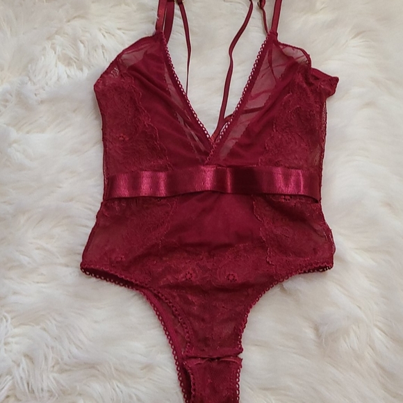 ⭕️5/$25⭕️ New! Fashion Nova Lace Mesh Teddy Bodysuit - Picture 8 of 14